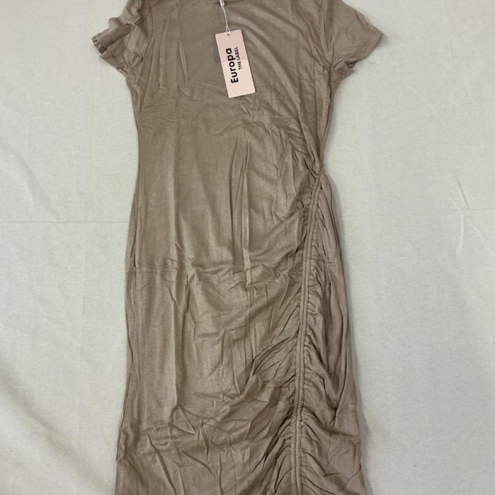 Neutral beige ruched midi‎ dress